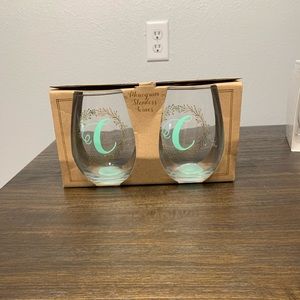 Monogram C Stemless wine glasses